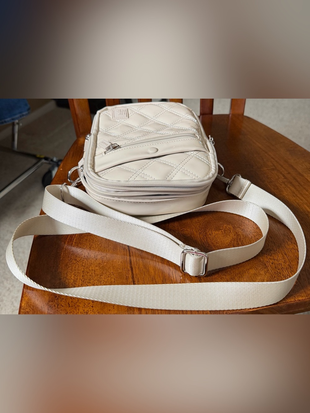 IHKWIP Ivory Patent Quilted Crossbody Bag & Matching Wallet Set - Picture 10 of 16